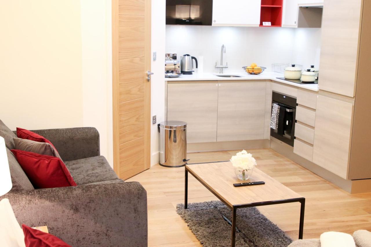 Executive Bright And Airy Studio Apartment In Sydenham Лондон Екстер'єр фото